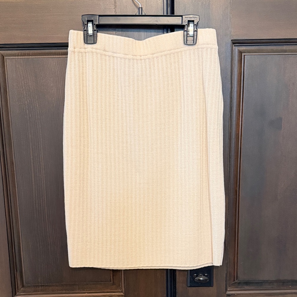 St. John Collection Cream Pencil Skirt
